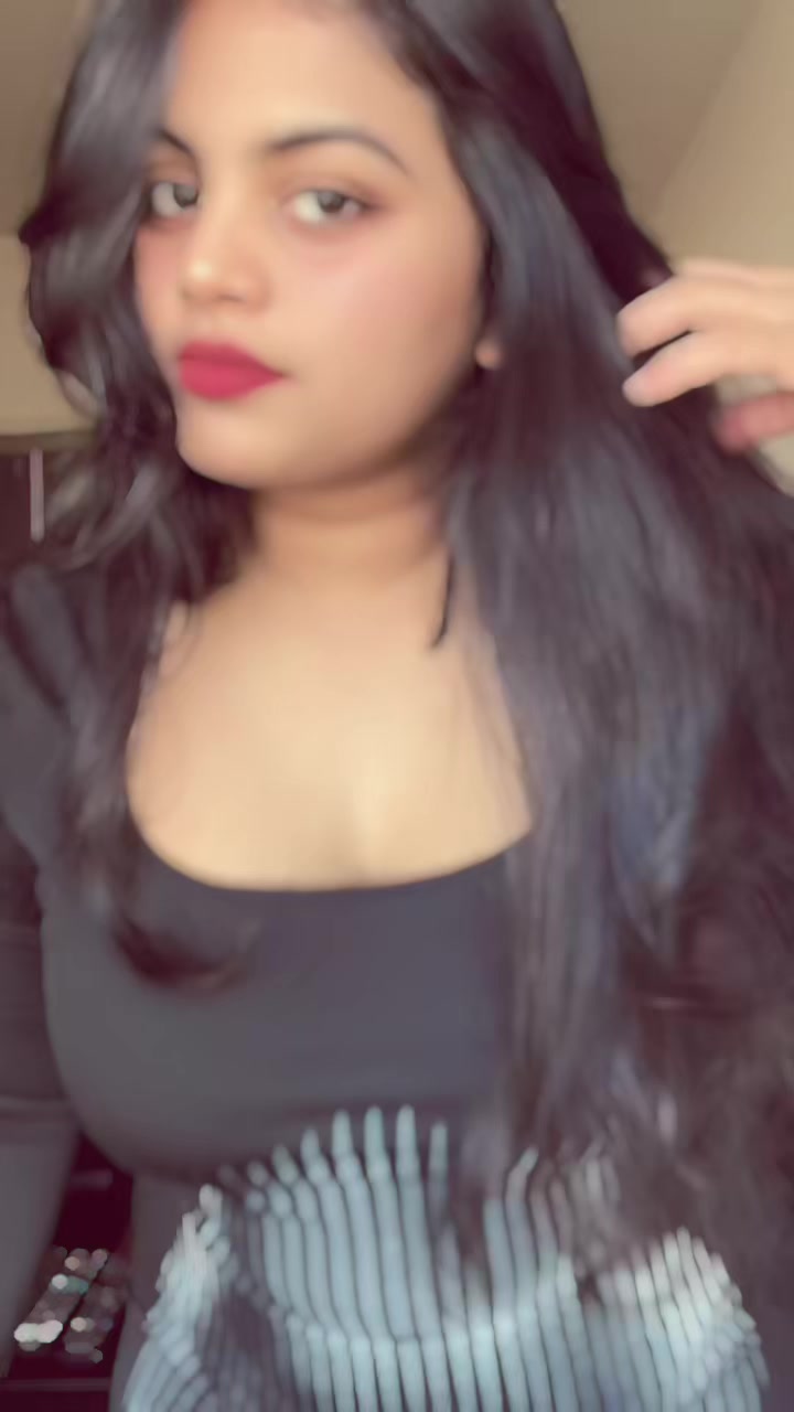 @Divya ᥫ᭡✨