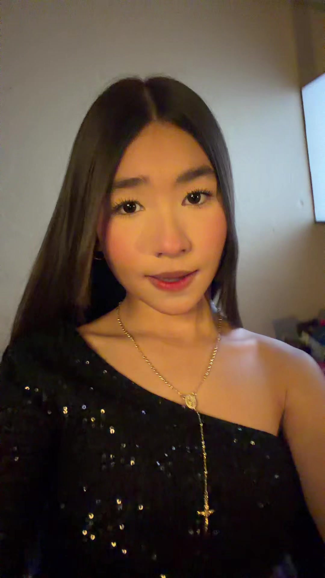 @𝒸𝒽𝒾𝓃𝒶.