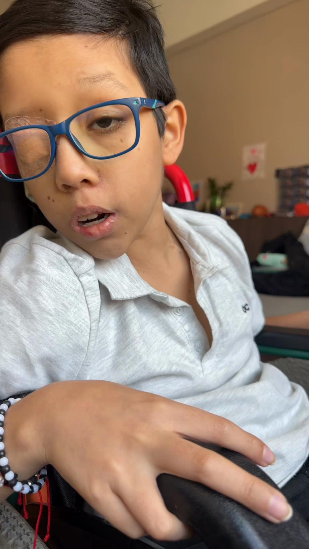 @🎗️Andres Ramírez🎗️