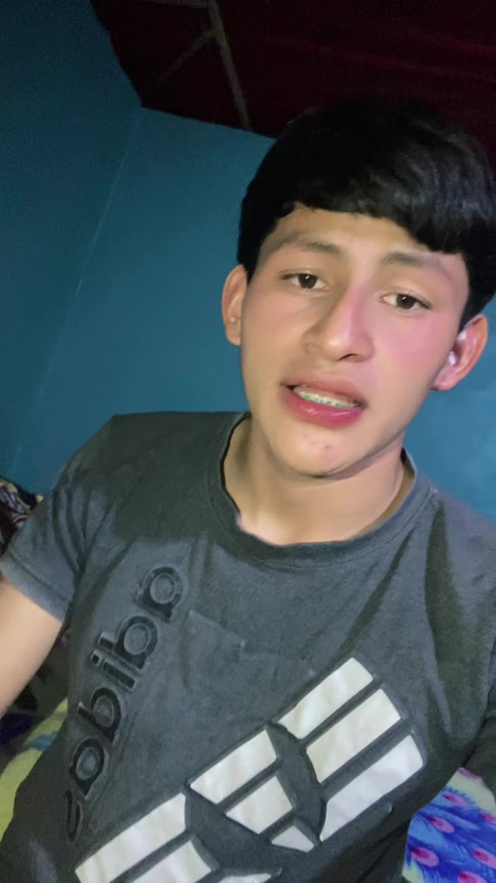 @Si me sigues te sigo 😍😌😭