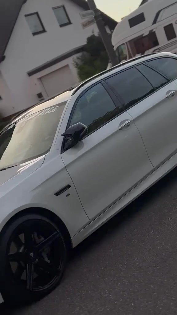 @𝐋𝐞𝐨𝐭𝐫𝐢𝐦𝐙𝐡