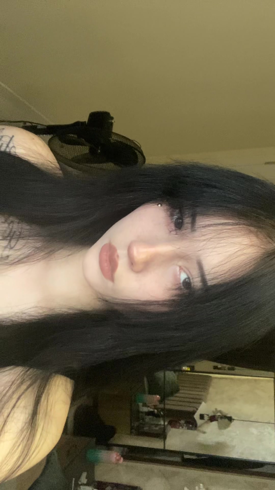 @♰