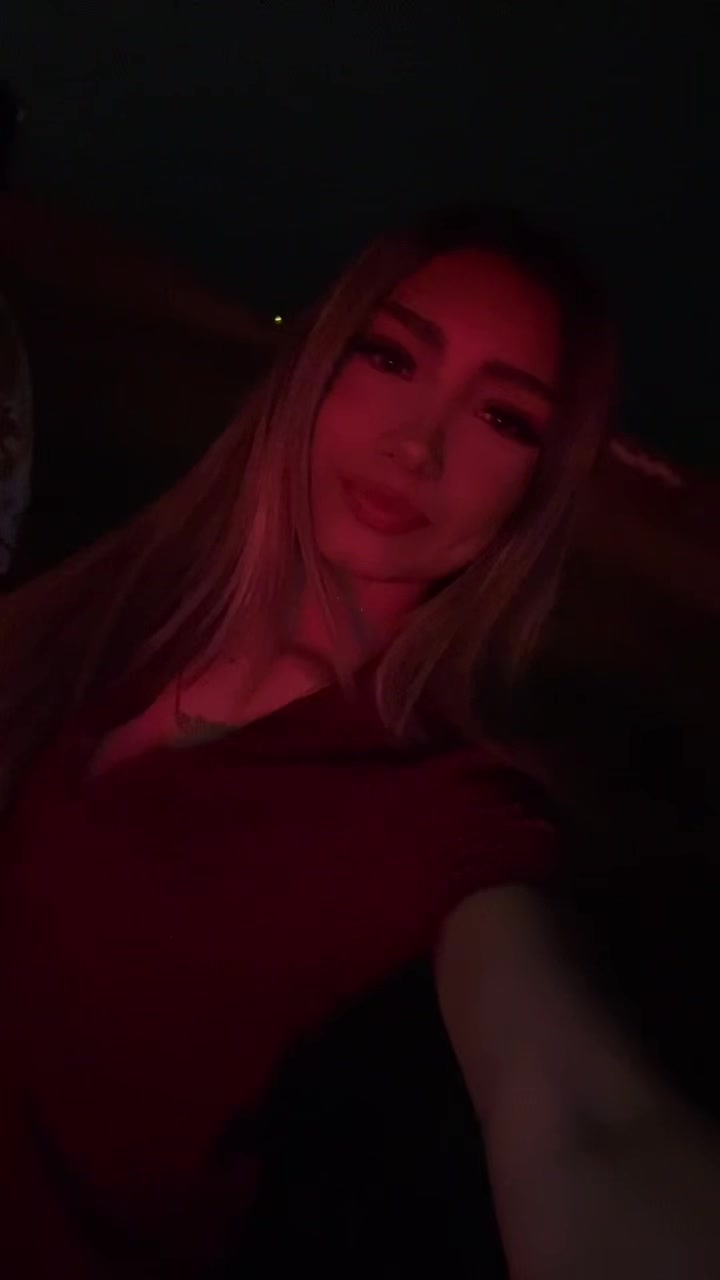 @Zuri