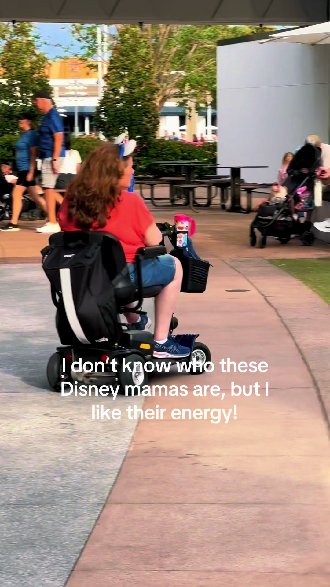@Sarah | The Disney Doula ✨