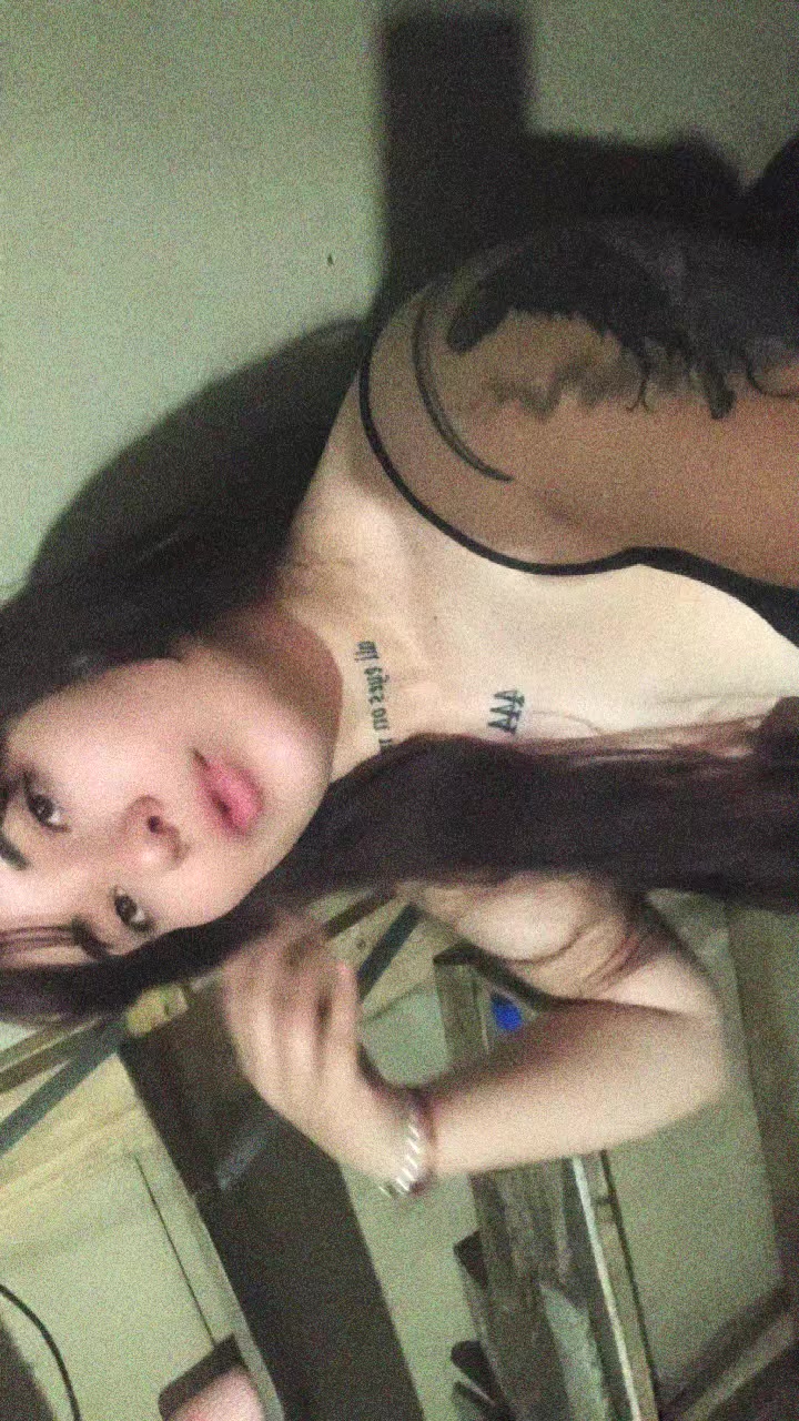 @️
