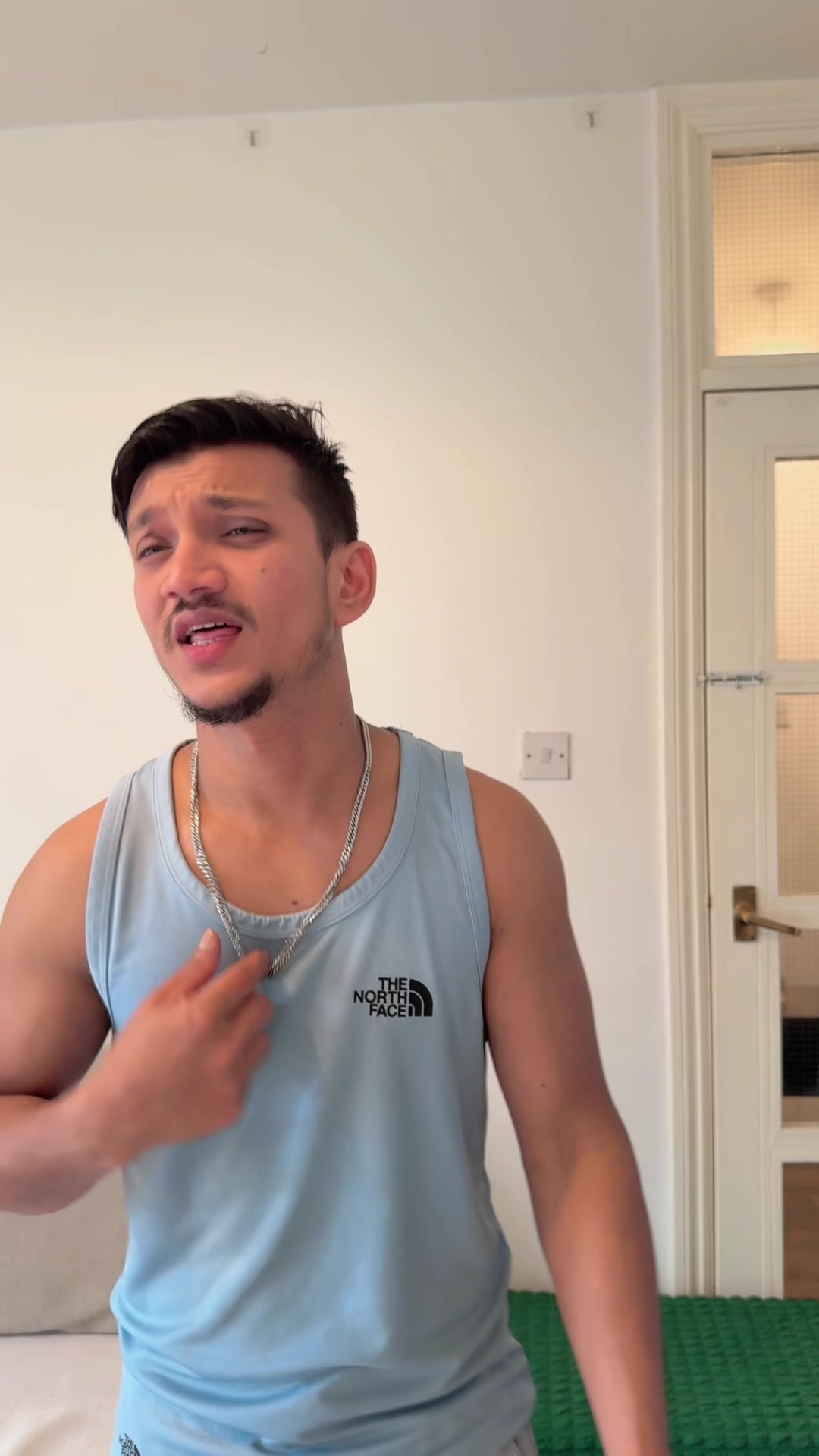 @𝗥𝗔 𝗠𝗔𝗠𝗨𝗡 🇬🇧