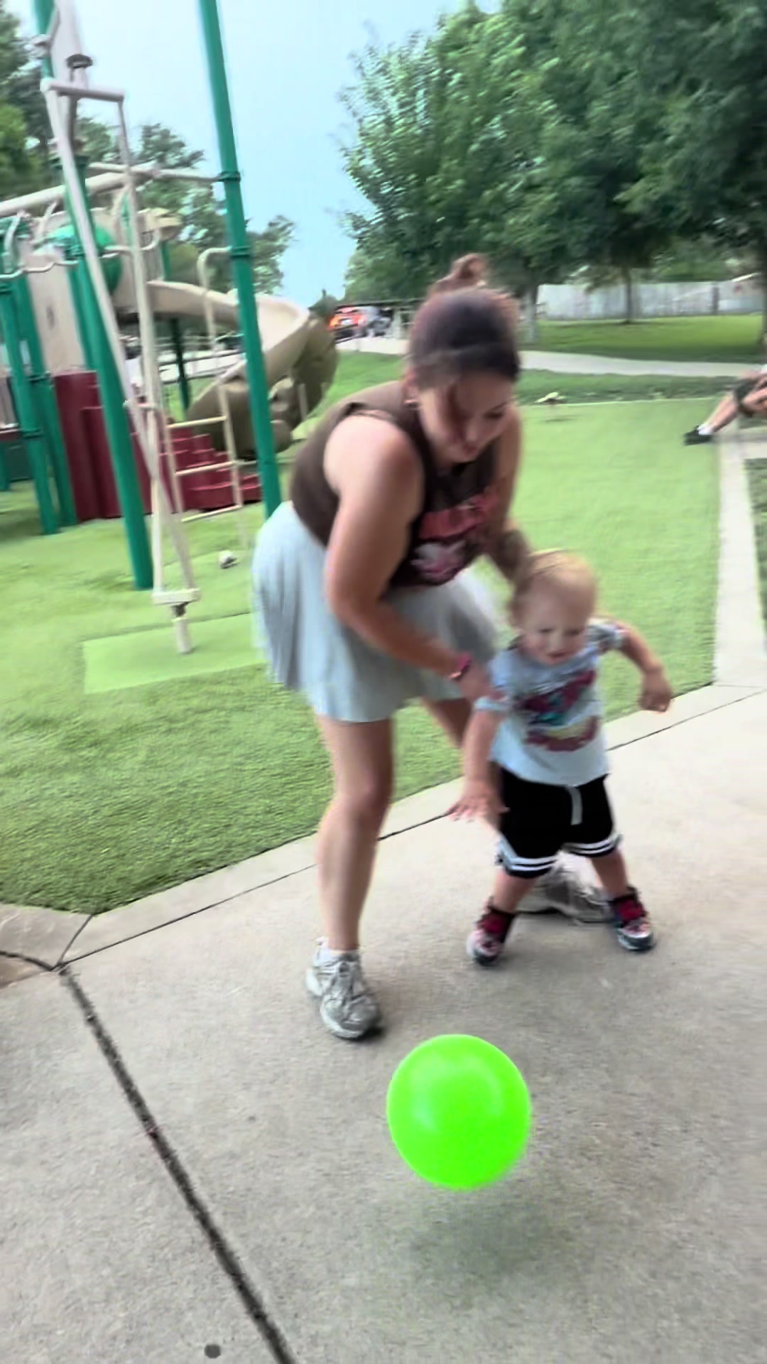 @Jaiden | overstimulated mom