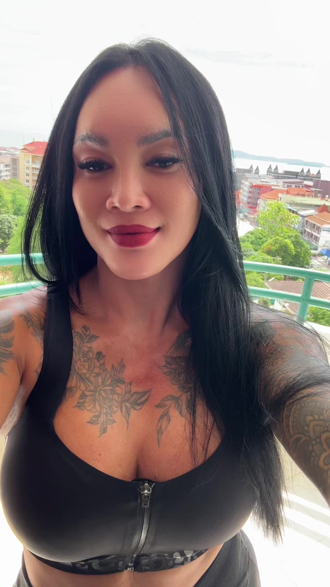 @Msqueenpaula
