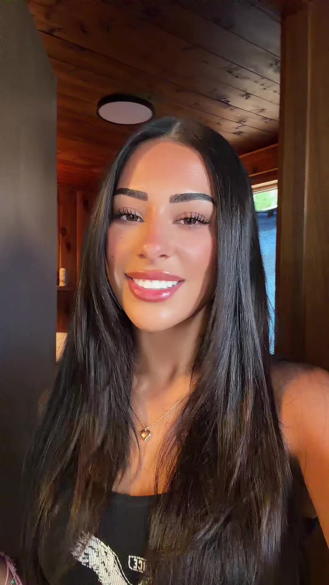 @avabaeva