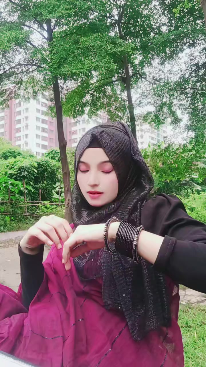 @- রহস্যময়ী