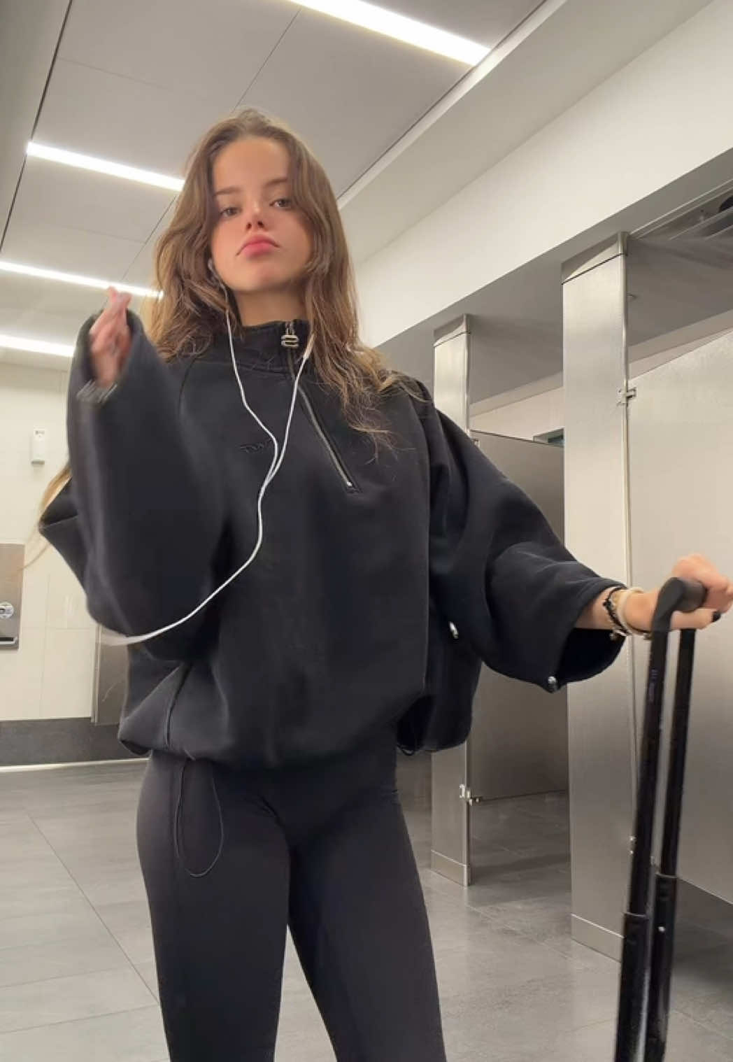 @nikol