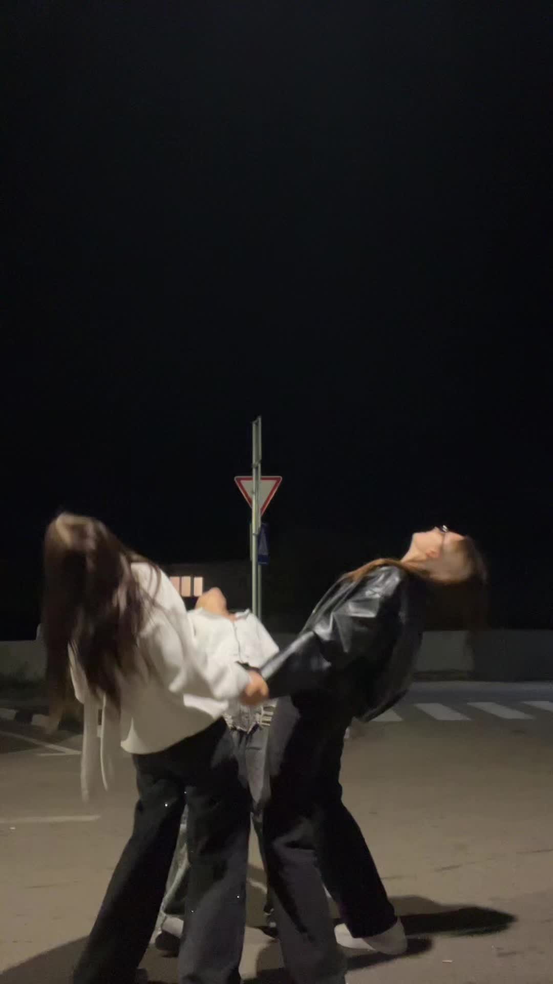 @mira