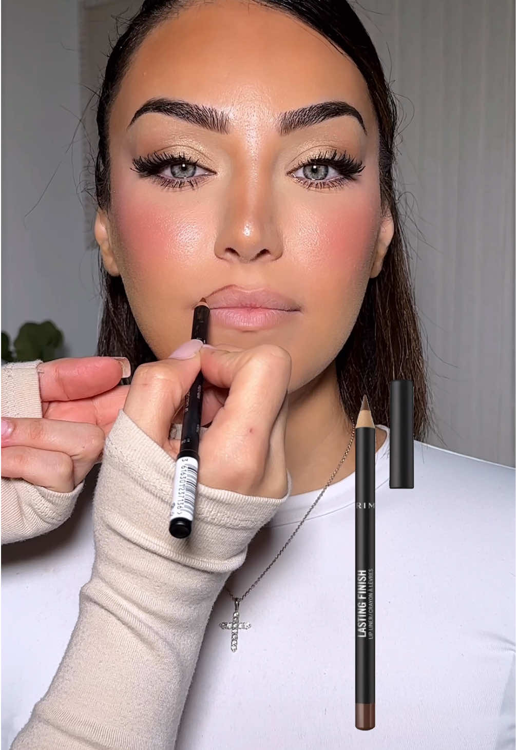 @Maria Yousif || Makeup Artist