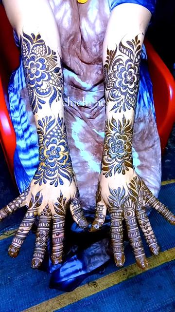 @chichipiko-henna