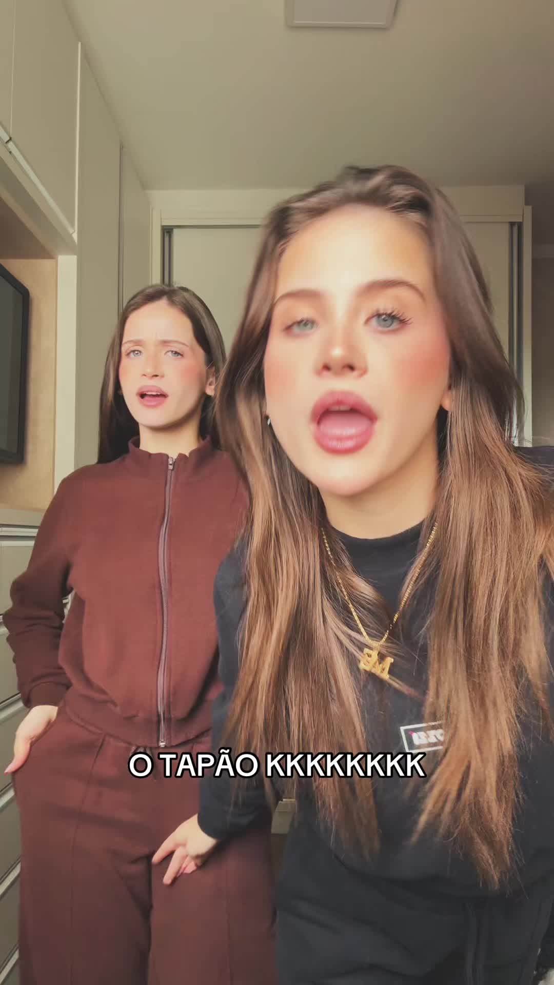 @Maria Emanuelly