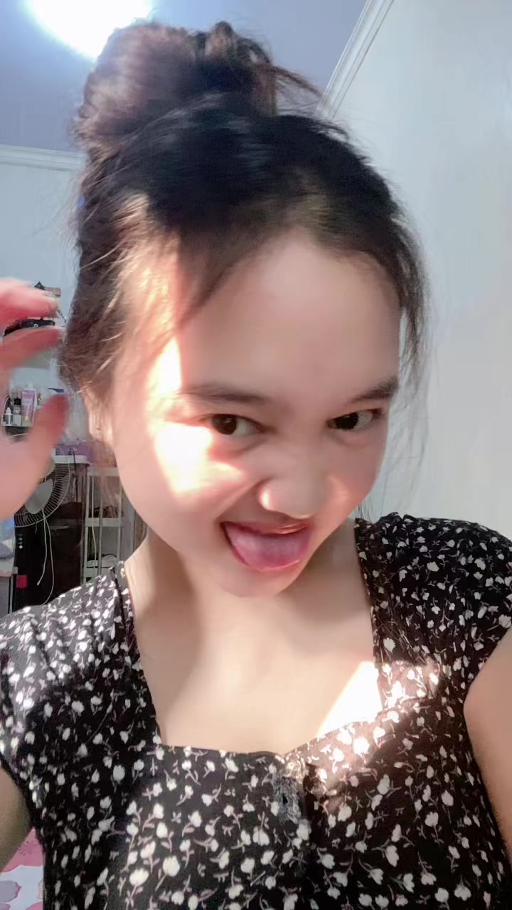 @friscamelia.t