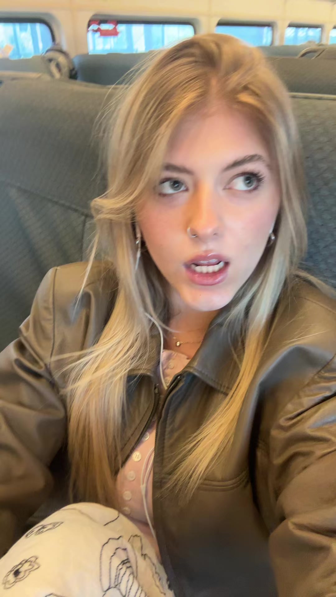 @lucy