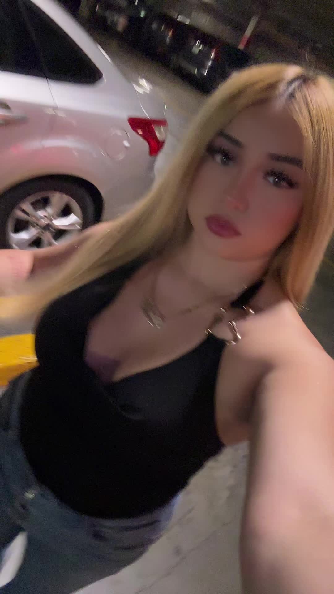 @𝓂𝒶𝓇𝒾❤︎