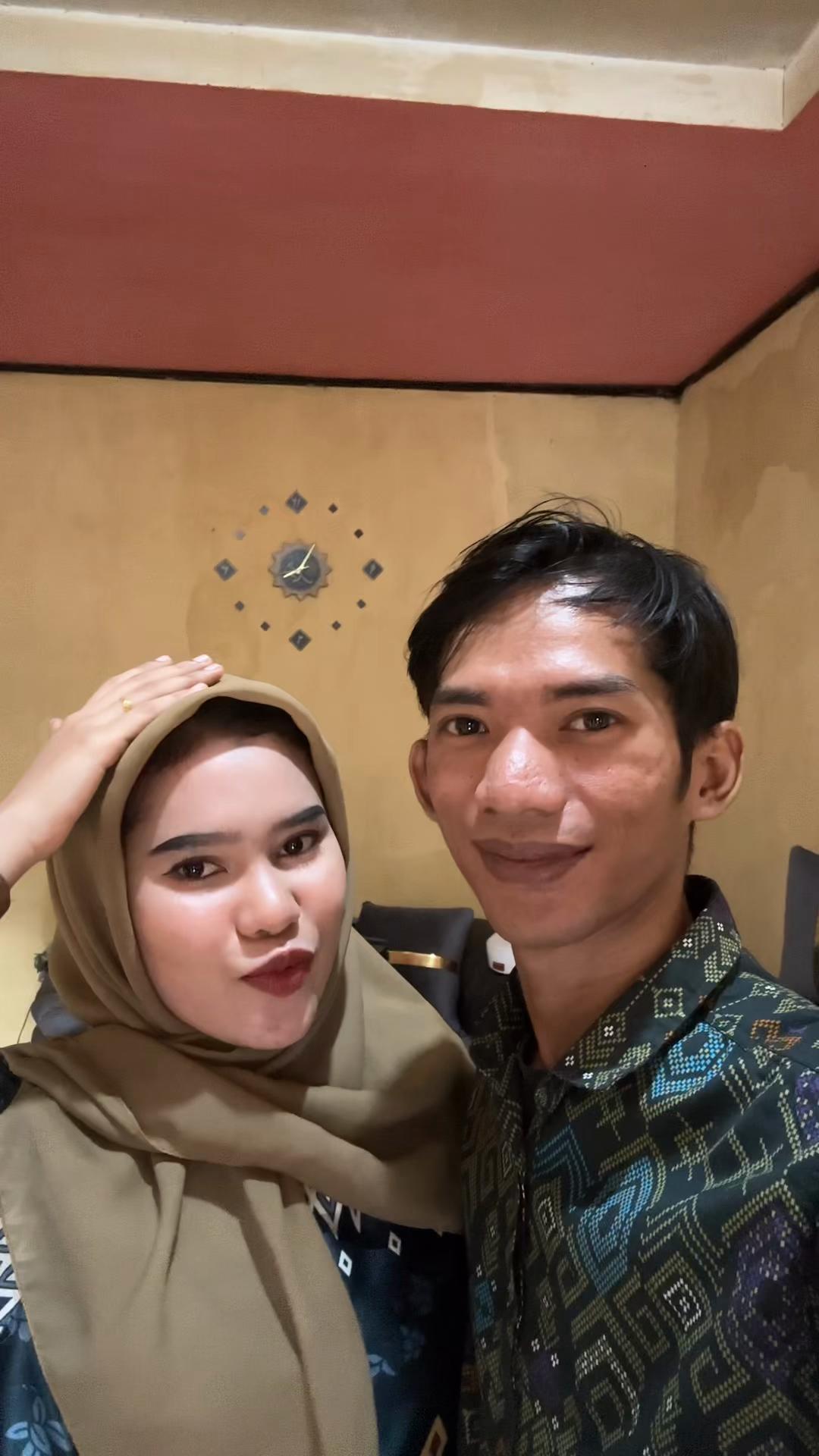 @D I K