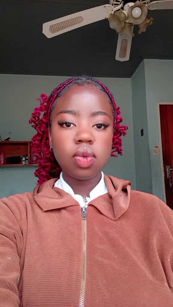 @the_Royal_girl_Kemiiey👑