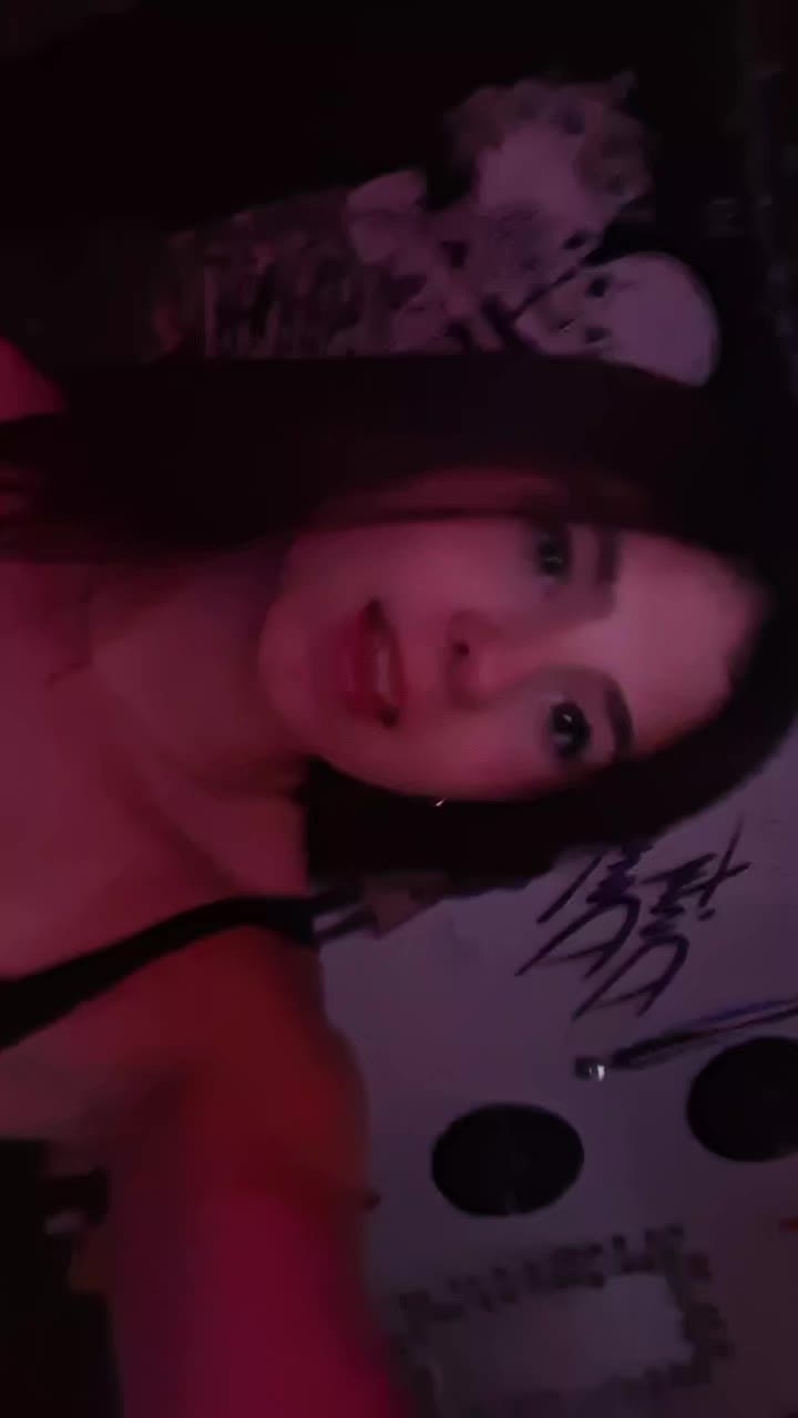 @Faryn