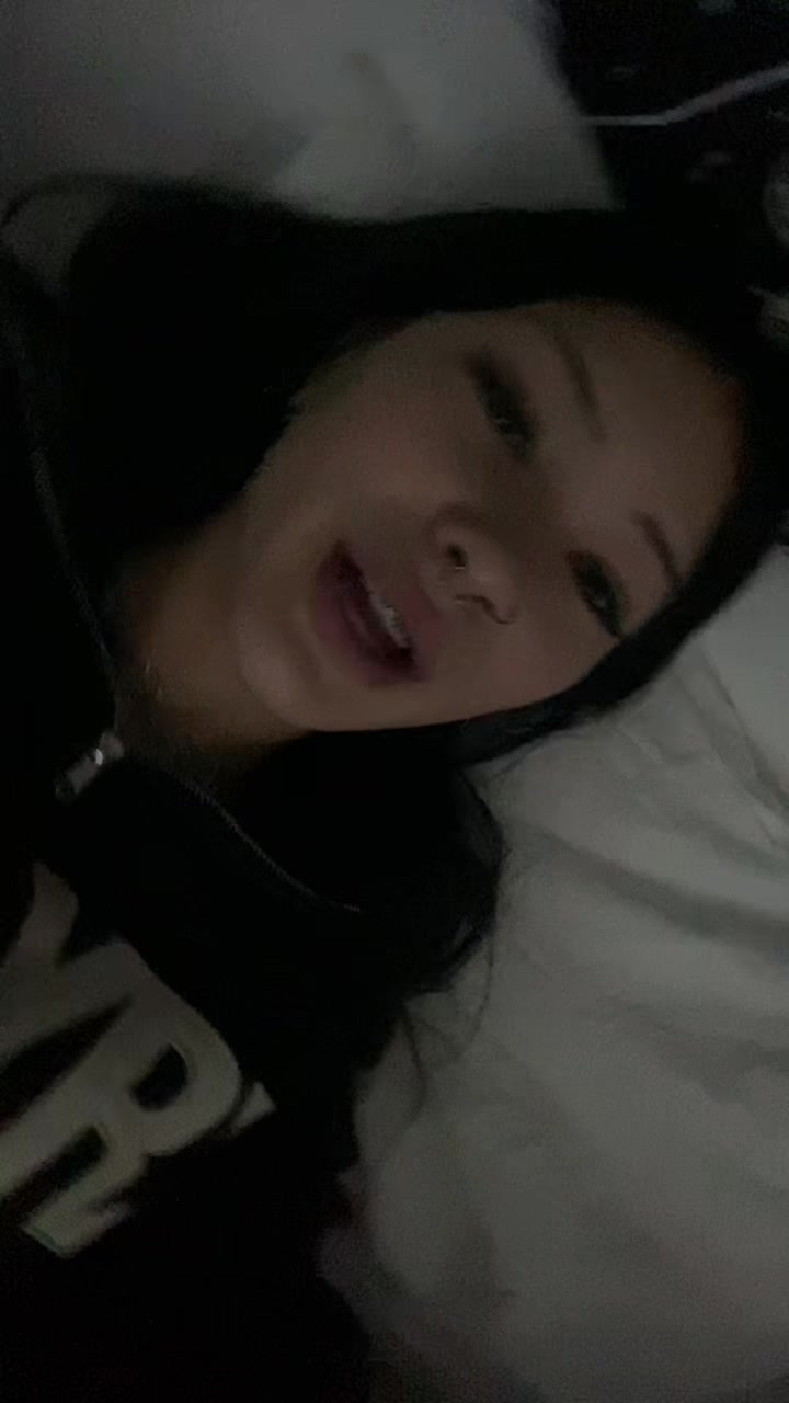 @🧟&zwj;♀️🪷