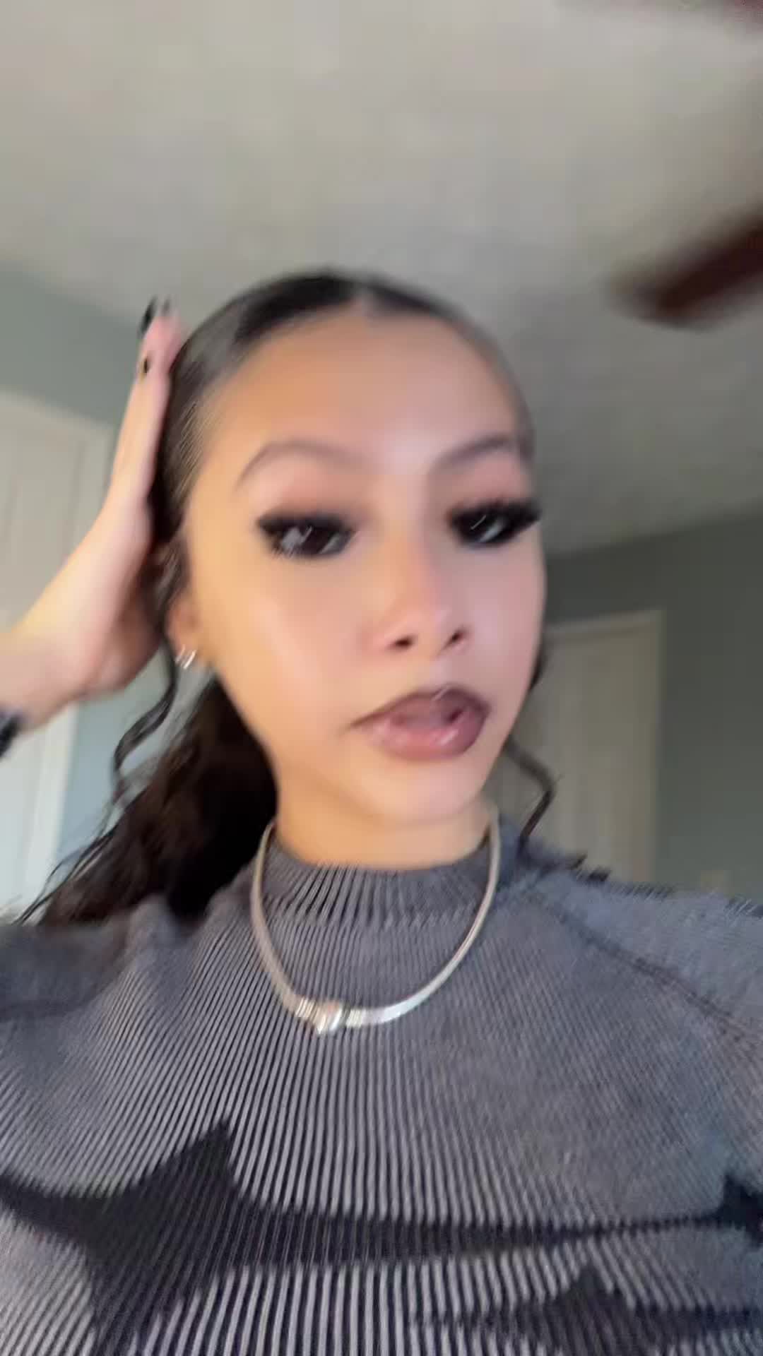 @niicole.