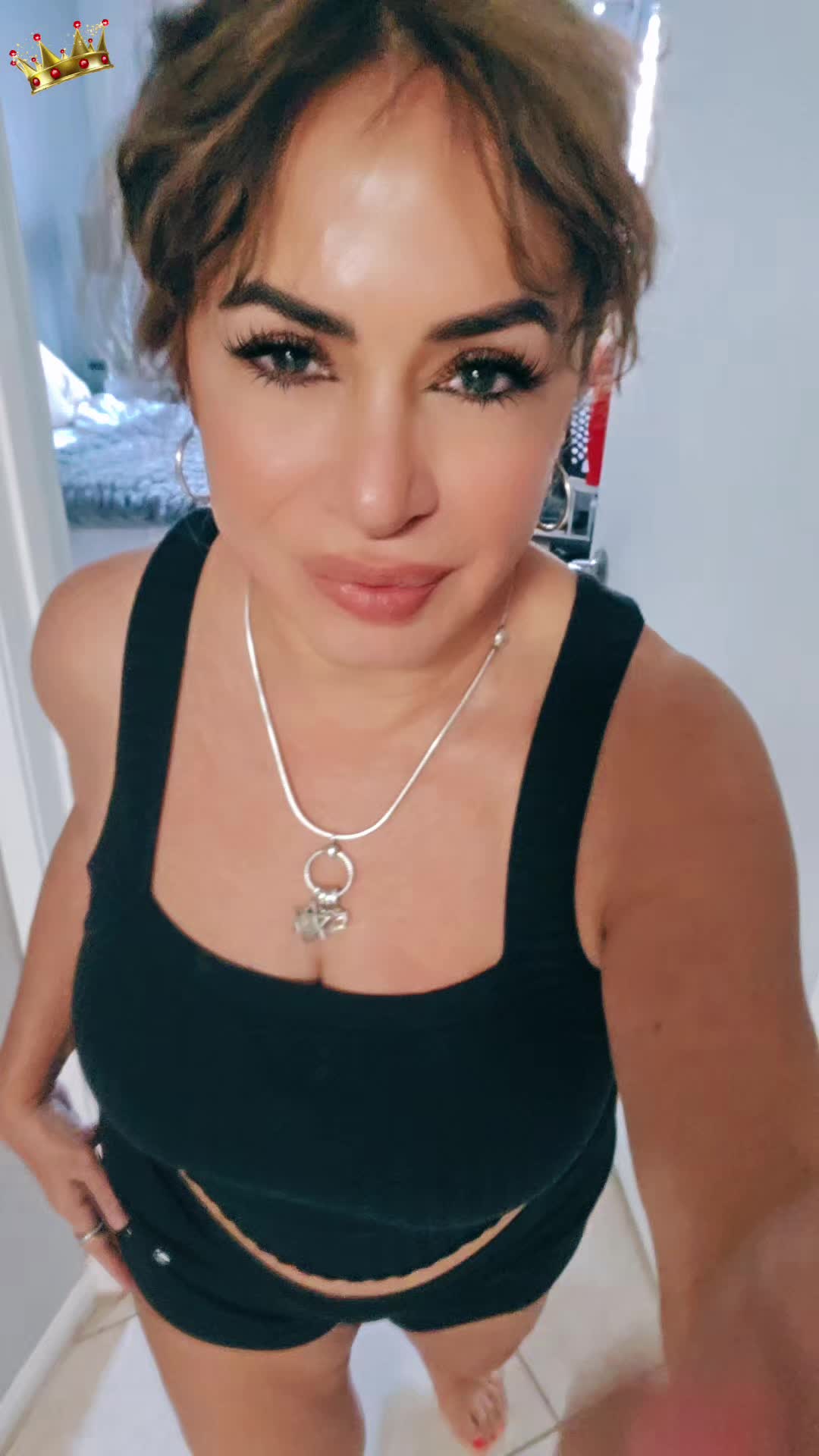 @Queen