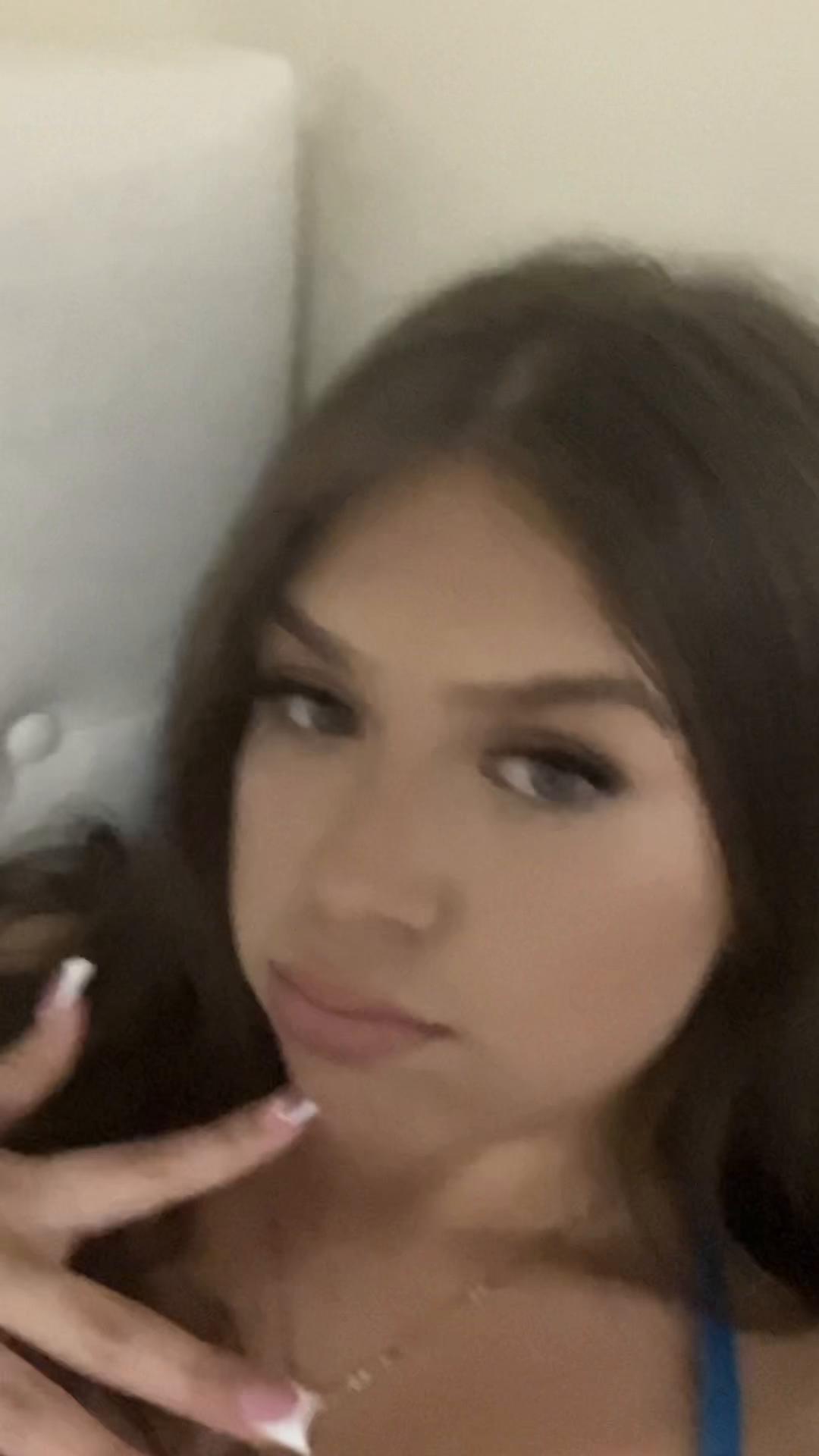 @️