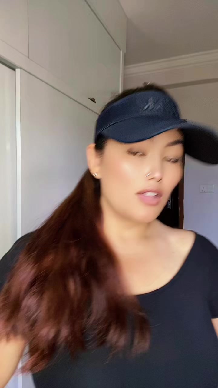 @Liz_Fernandes