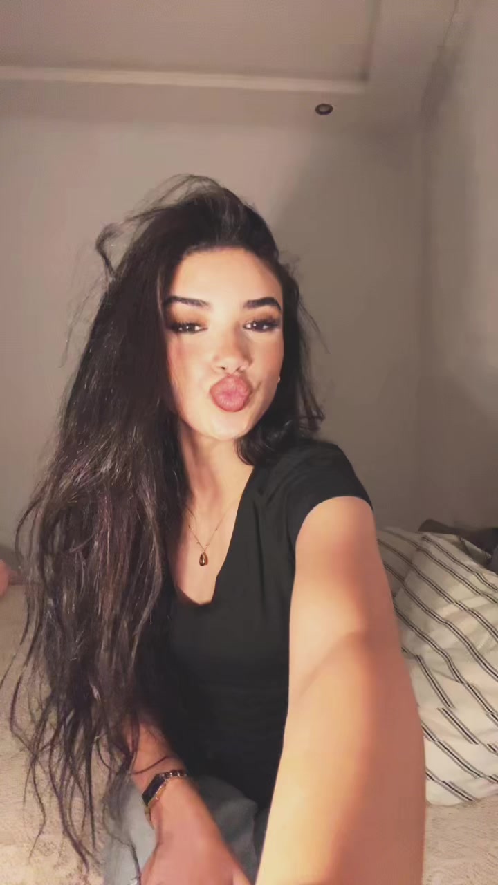 @✨