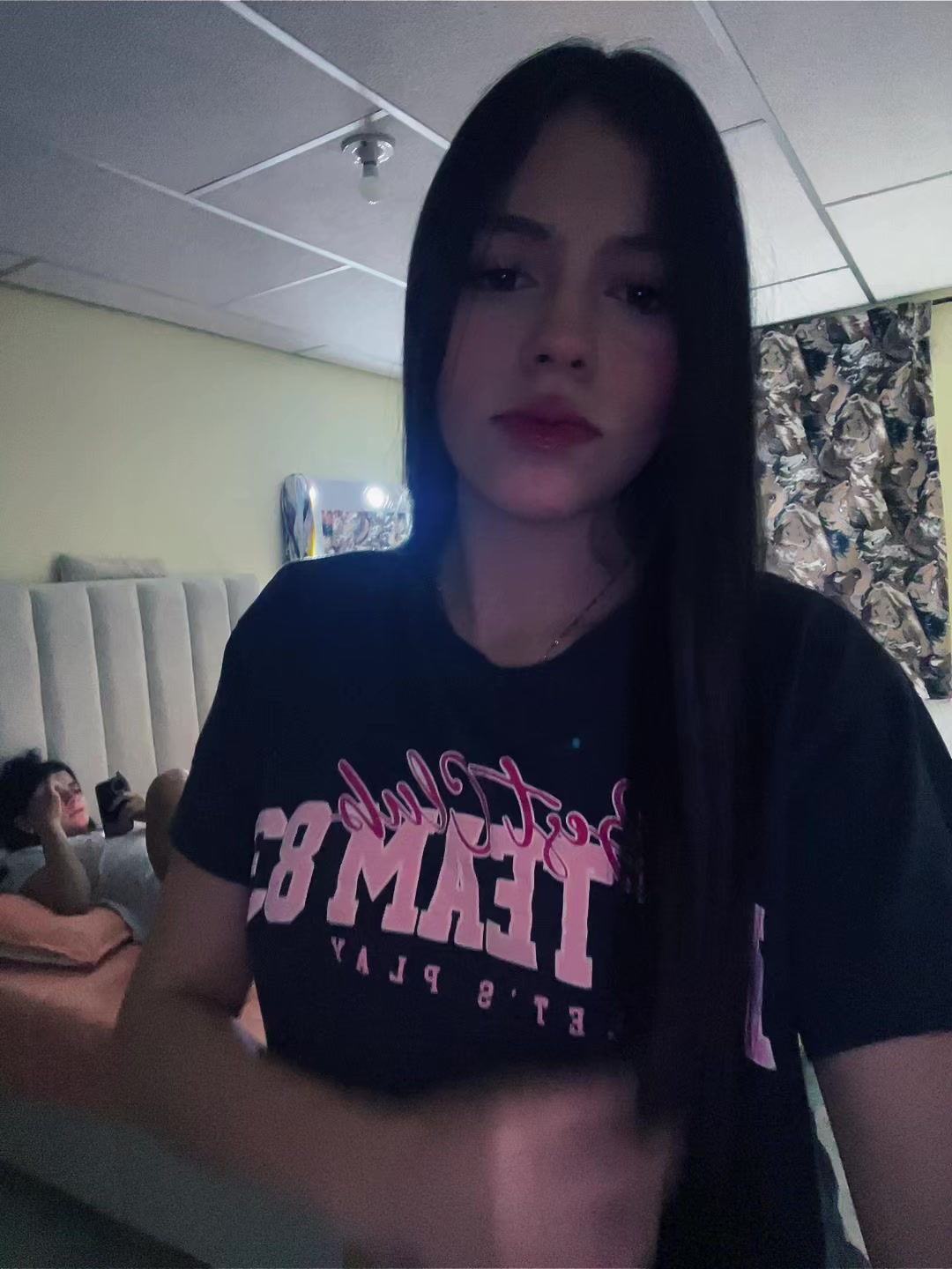 @𝐜𝐚𝐦𝐢