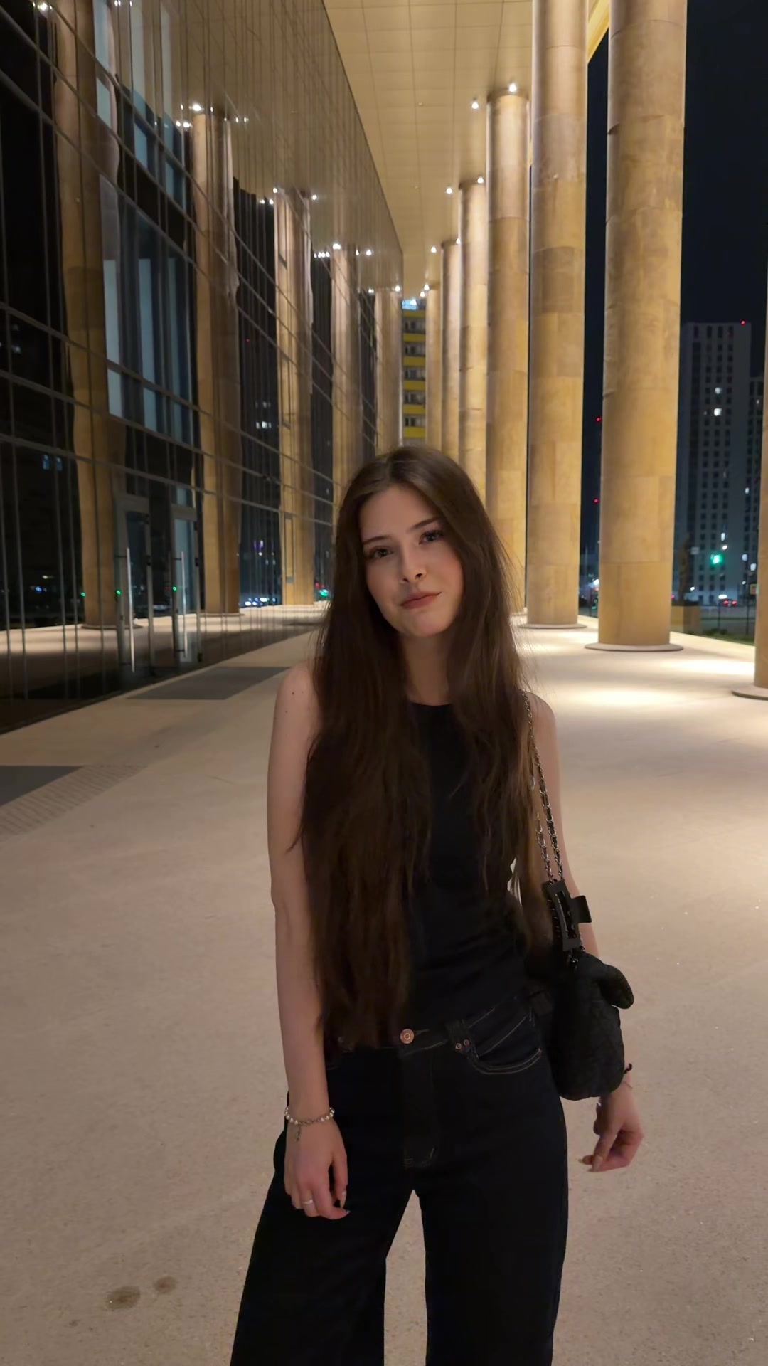 @alinq
