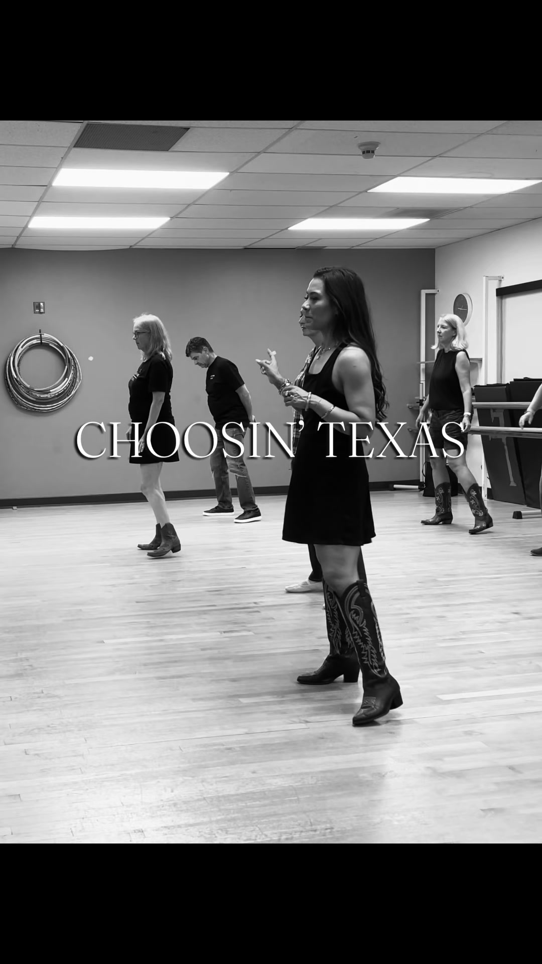 @Silver Line Social Dance