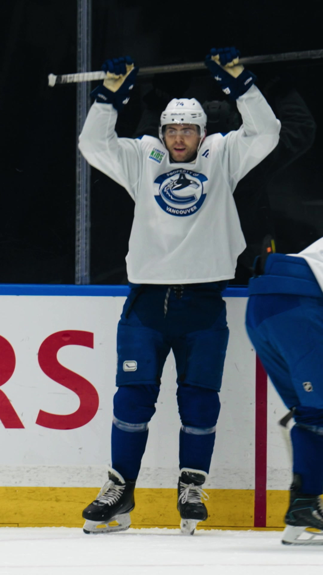 @Canucks