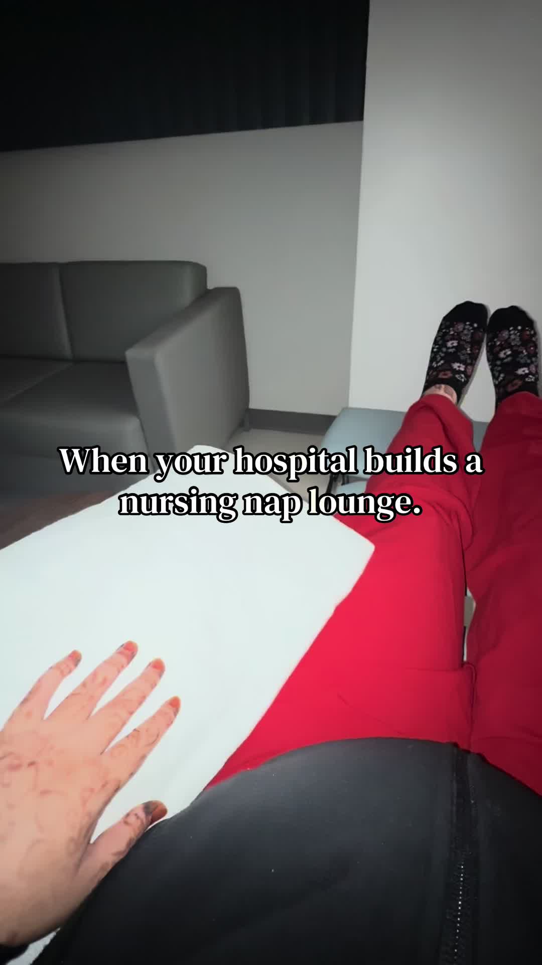 @ghennadesign
