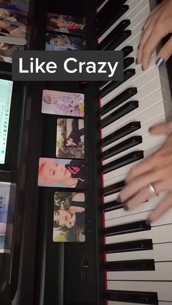 @Lucy - 🎹  & 📚