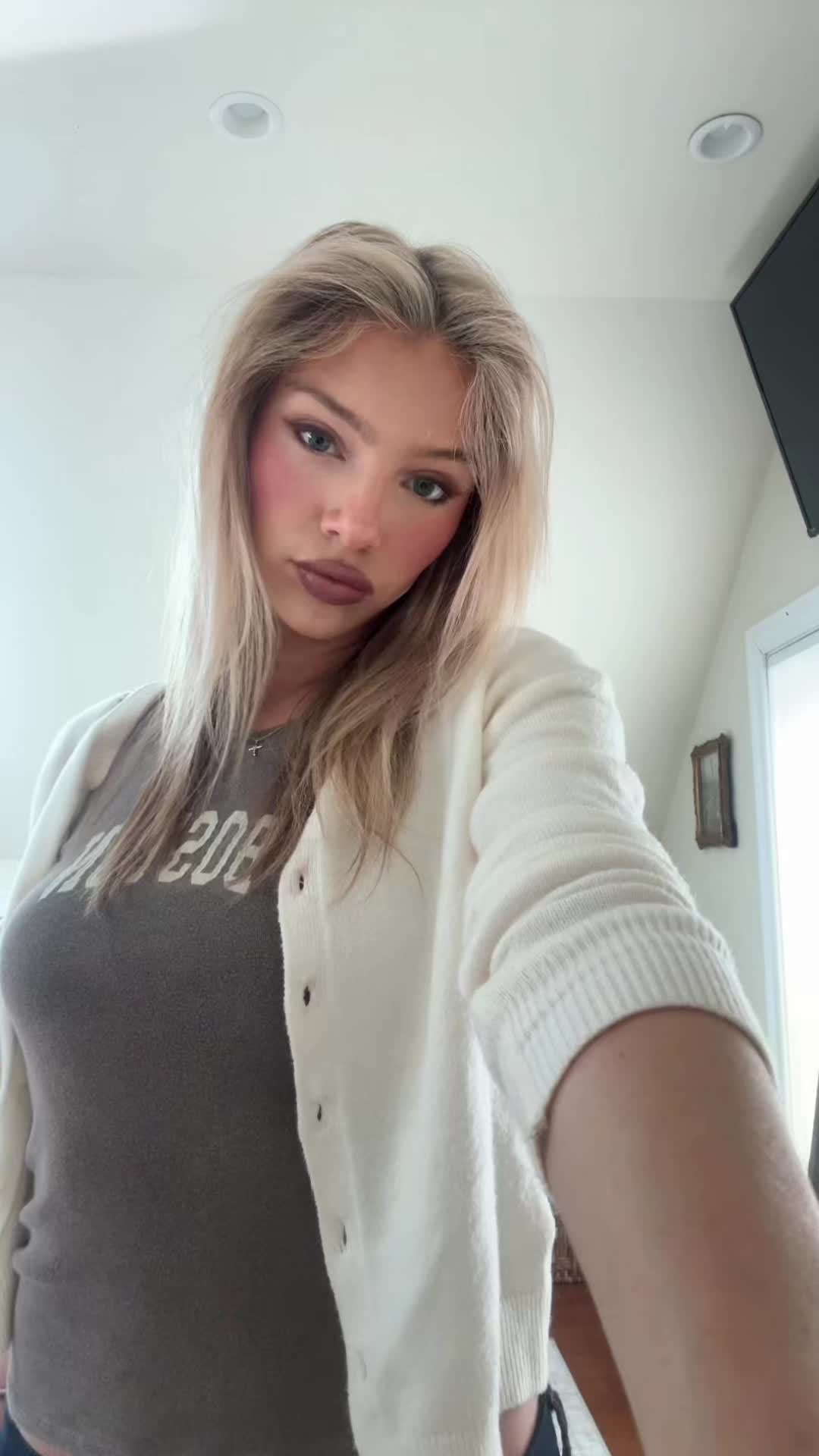 @🤫