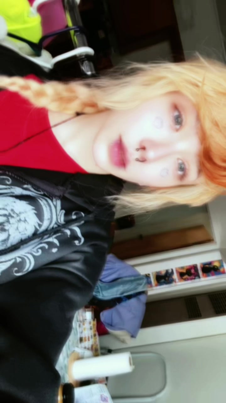 @Gothic Hippie