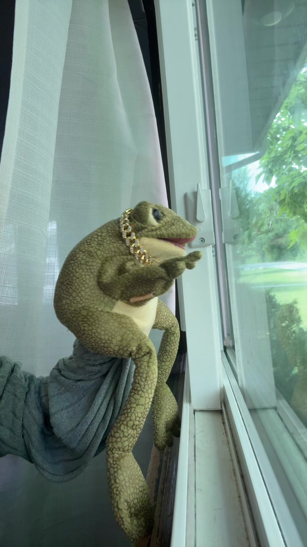 @Freddy_theFreakyFrog