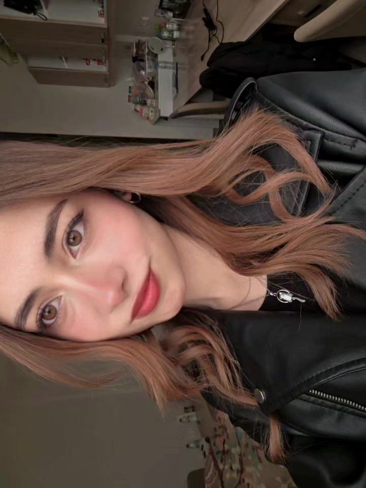 @heyitsmolly🫧