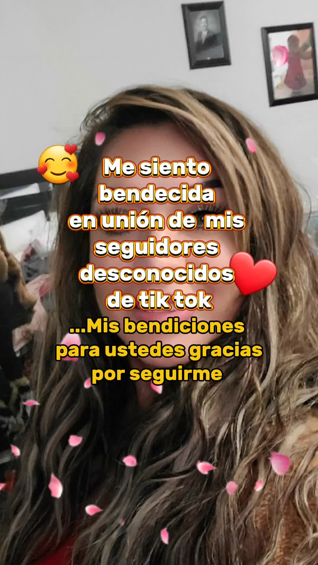 @Liliana Contreras🐥💜🐨🍉✨️👑