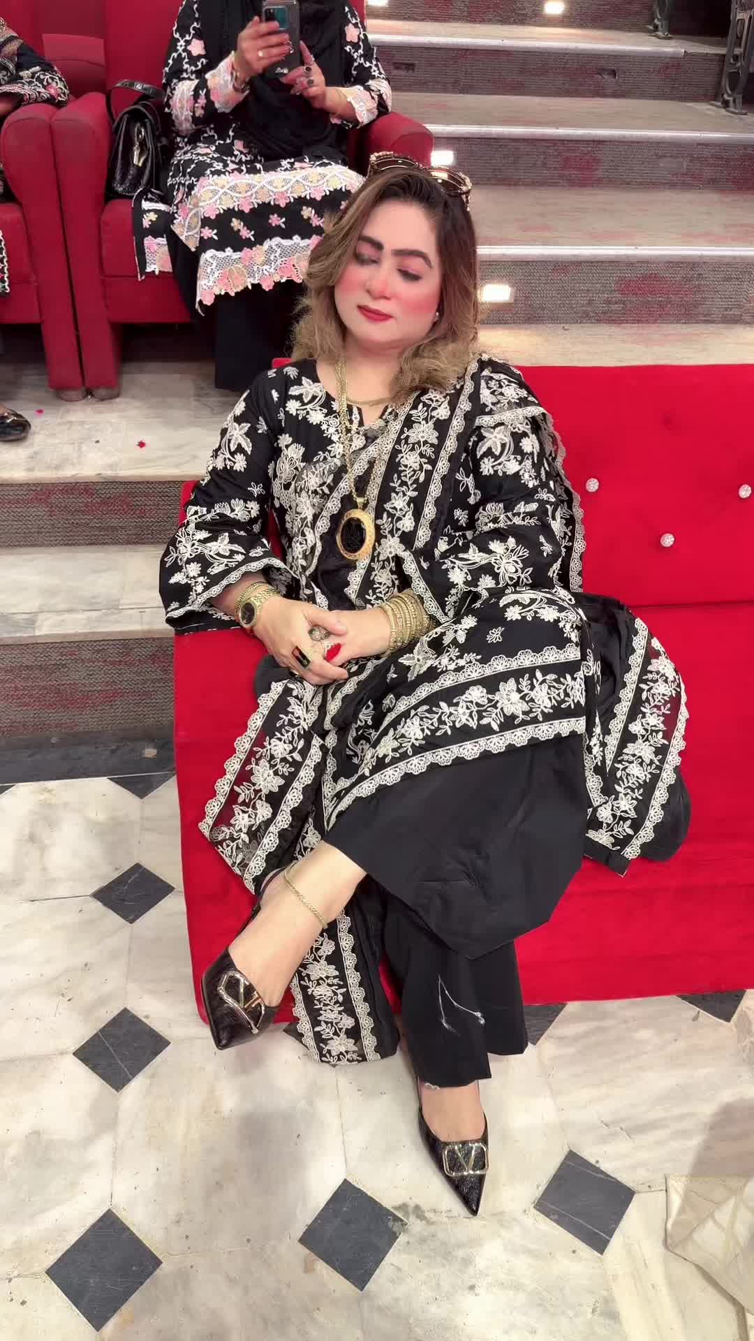 @Ishrat mughal