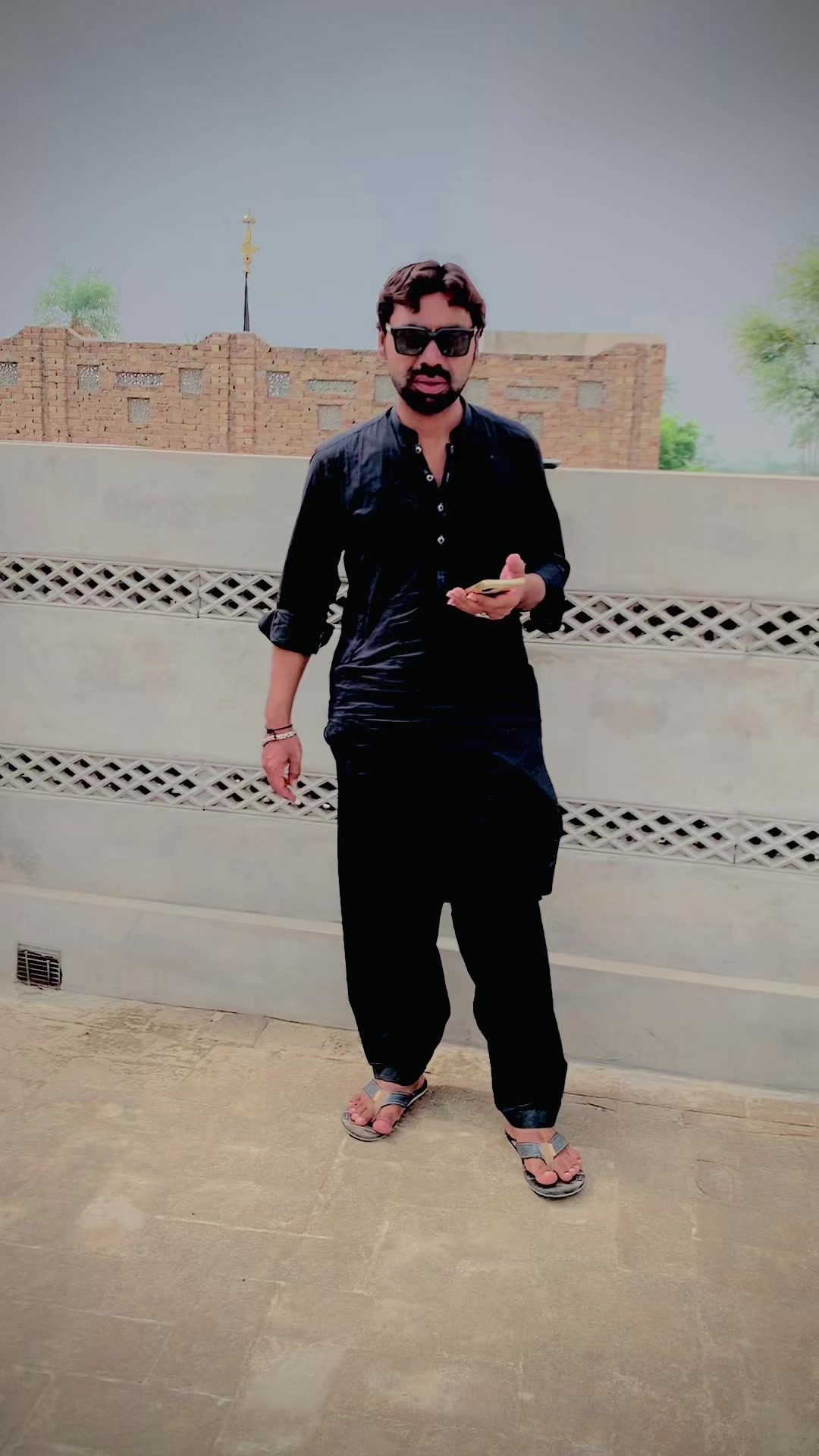 @tiktok.com/@malikaftab965
