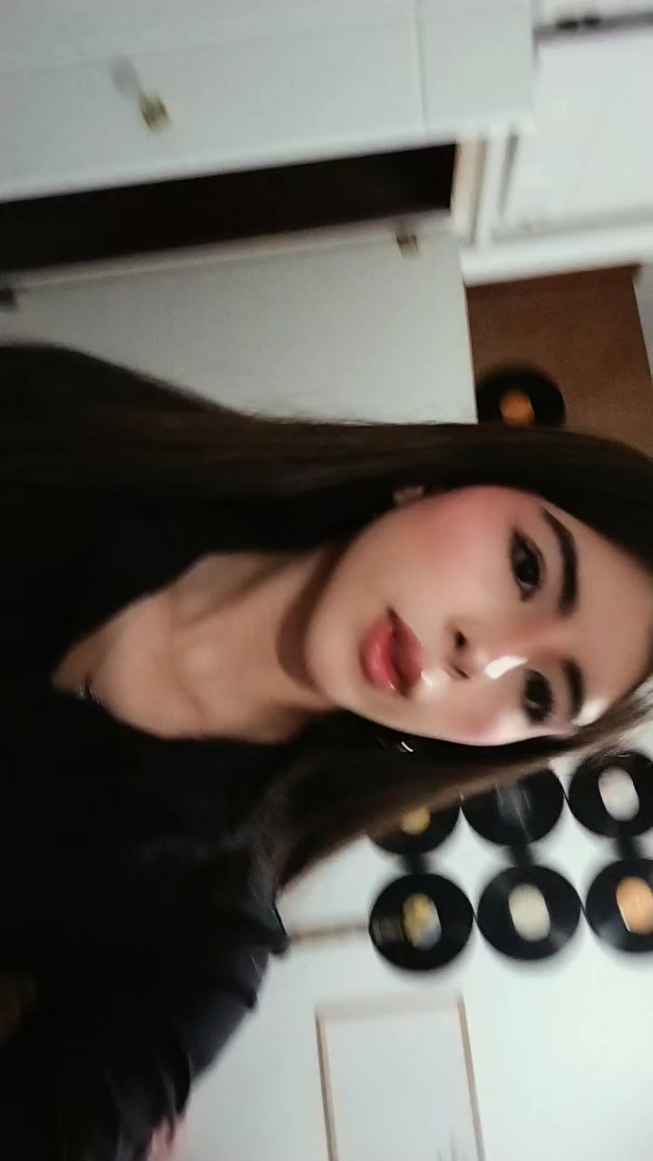 @𝓥𝓮𝓷𝓾𝓼🌴