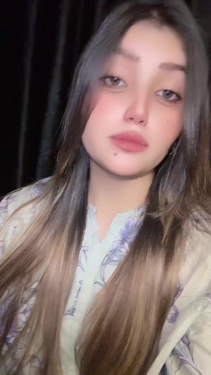 @Hazel🥂💜