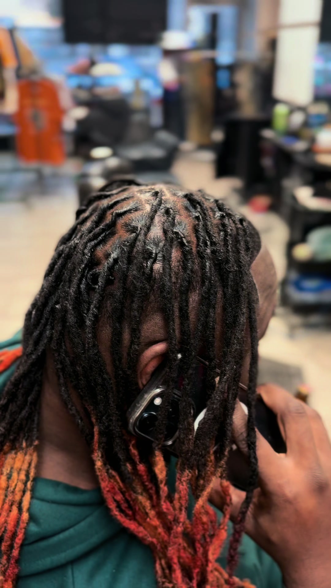@ZOE-LOCKS-CUTZ
