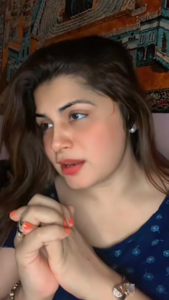 @AshU🦋mAliK