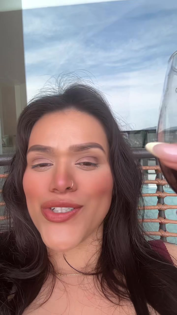 @Thebombshelljen
