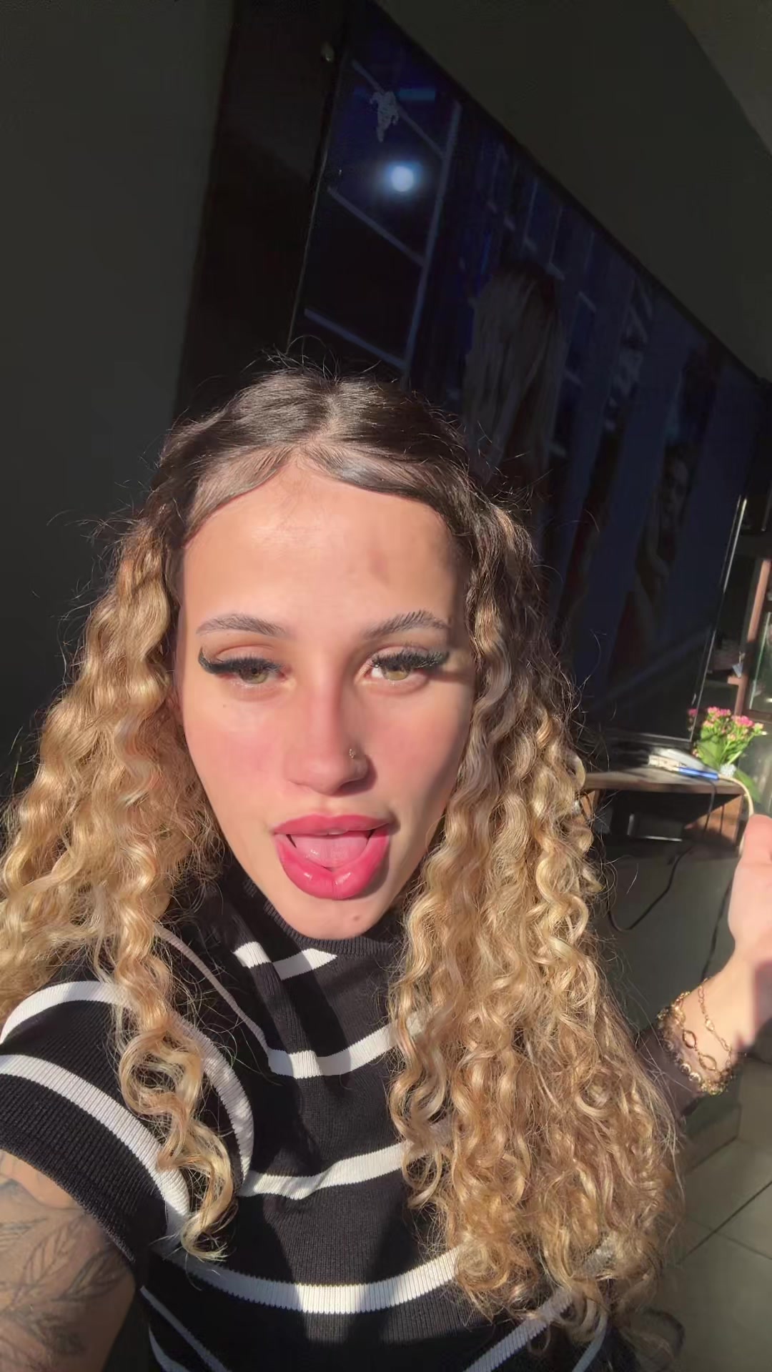 @Carolzinha🌻